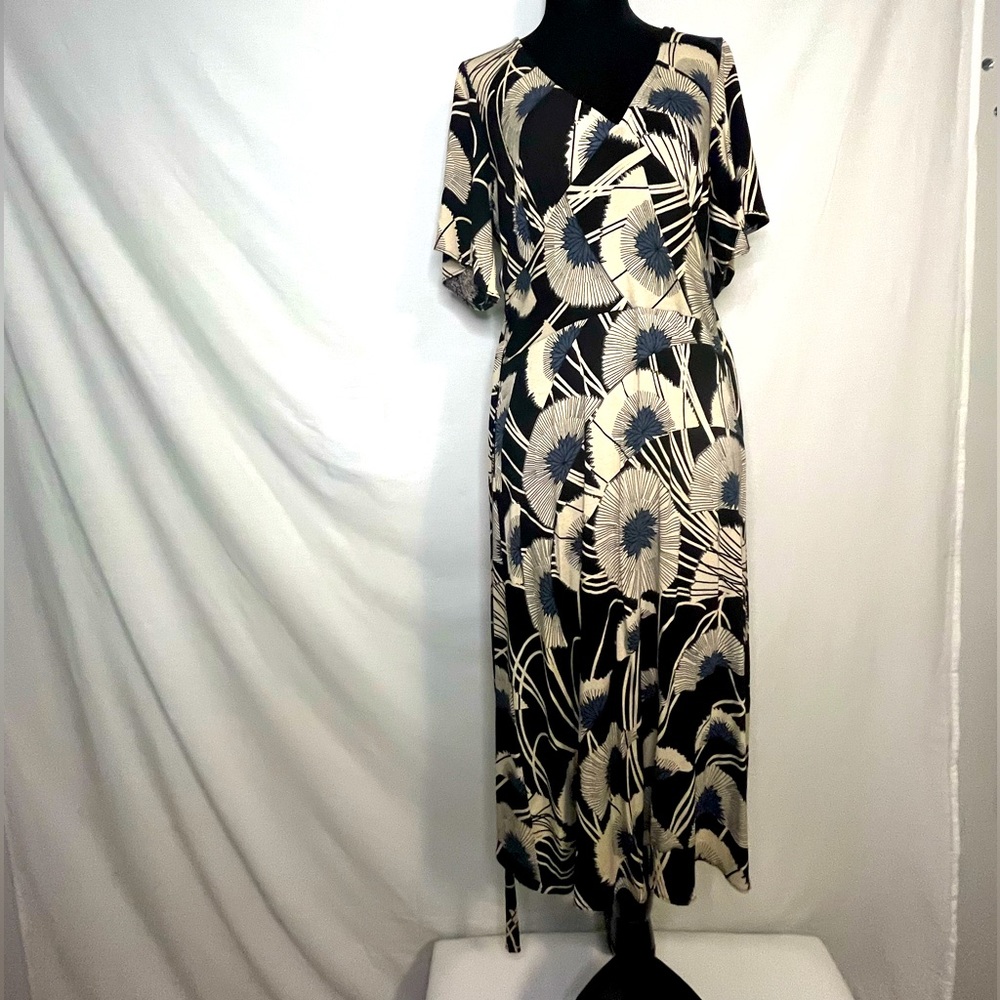 Vintage midi length dress by brand Coppernob